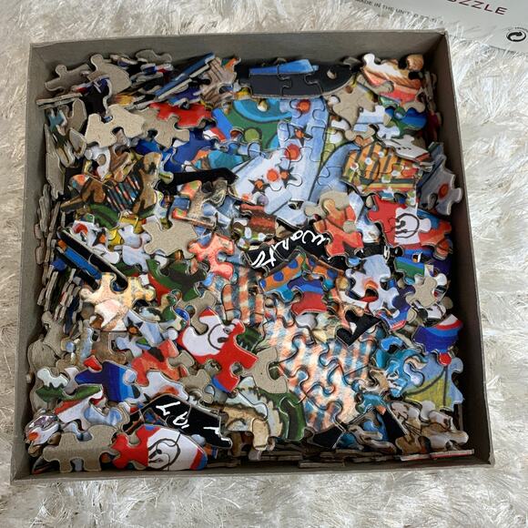 Americana Butterfly Puzzle 1000 pieces Shape Puzzle - Picture 2 of 5